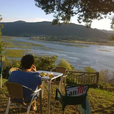 Hemingway Kanala Country house *