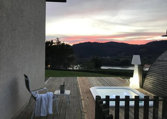 Hemingway Kanala * Canala