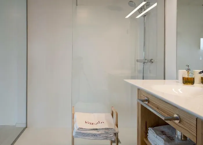 Hemingway Kanala Casa rural Canala